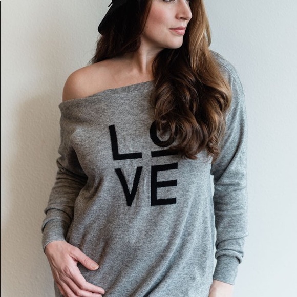 Seraphine Love Maternity and Nursing Sweater - Picture 4 of 5